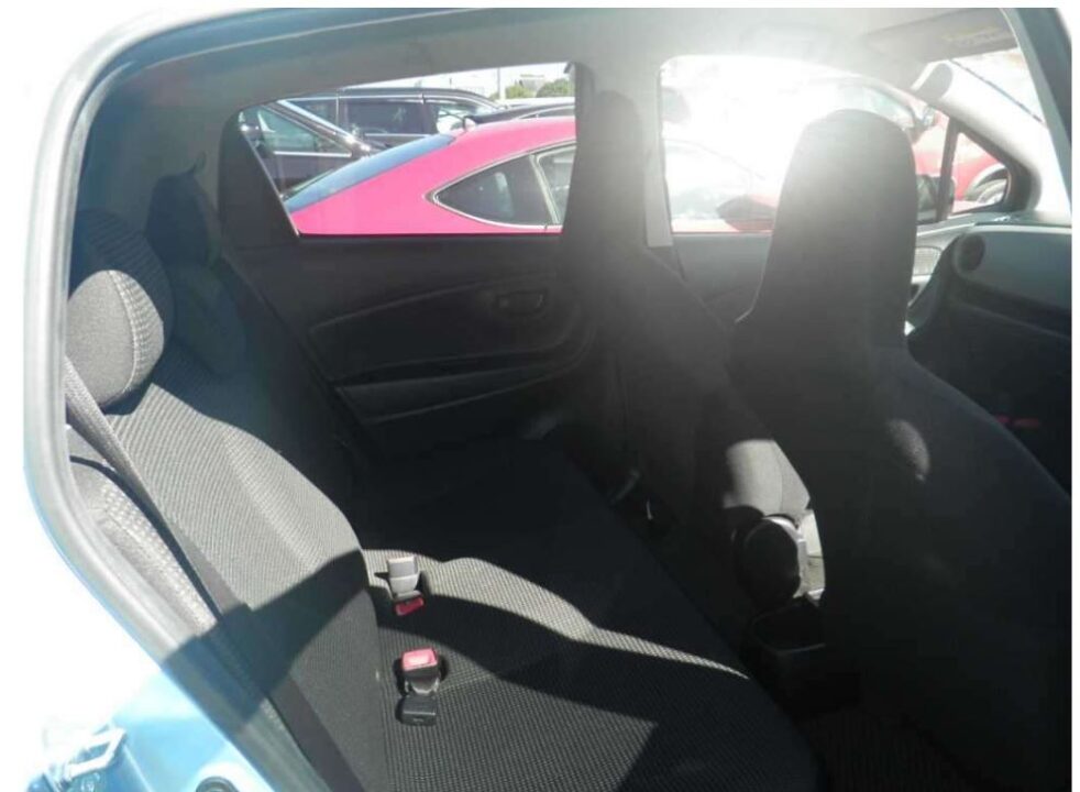 2014 Toyota Vitz KSP130 F - Image 7