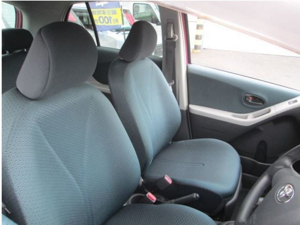 2005 Toyota VITZ KSP90 F - Image 5