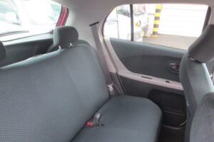 2005 Toyota VITZ KSP90 F