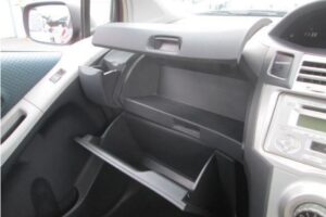 2005 Toyota VITZ KSP90 F
