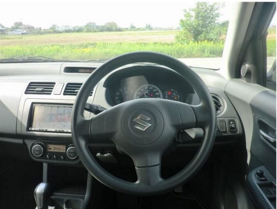 2008 Suzuki Swift ZC71S - Image 4