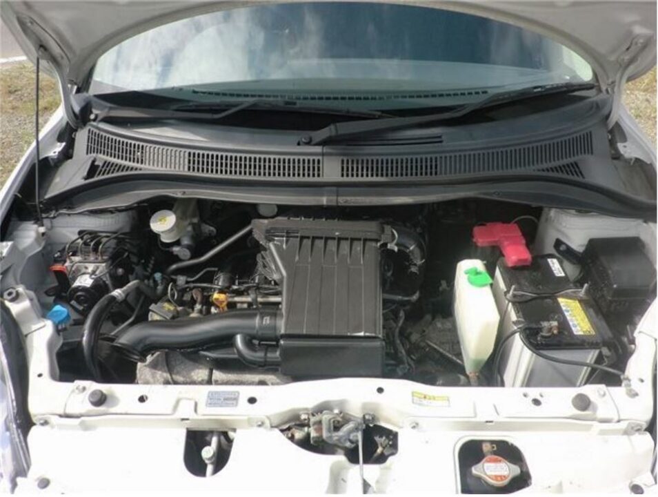 2008 Suzuki Swift ZC71S - Image 7