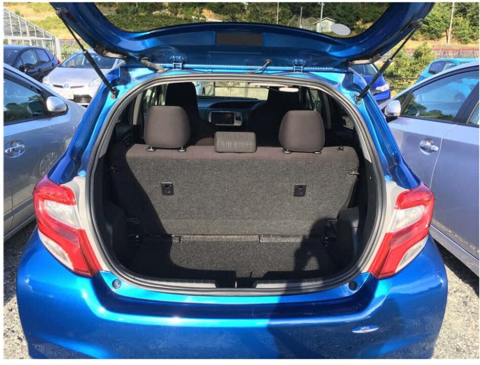 2014 Toyota Vitz KSP130 F - Image 3