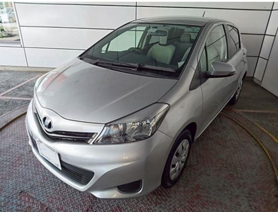 2013 Toyota Vitz KSP130 F