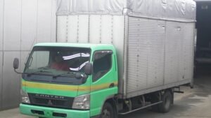 2004 Mitsubishi CANTER Box Truck KK-FE82EG 3 Ton