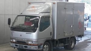 1998 Mitsubishi CANTER Freezer Box Truck KC-FG508B 2 Ton
