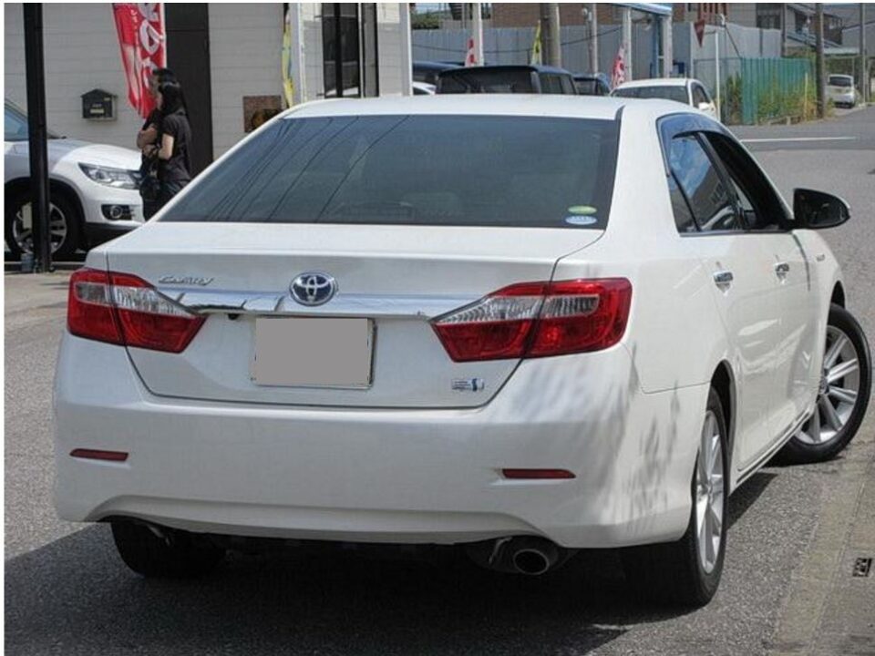 2014 Toyota Camry AVV50 HV 2.5 G package - Image 2