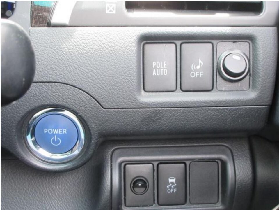 2014 Toyota Camry AVV50 HV 2.5 G package - Image 5