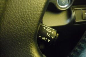 2013 Toyota Camry Hybrid AVV50 G Package