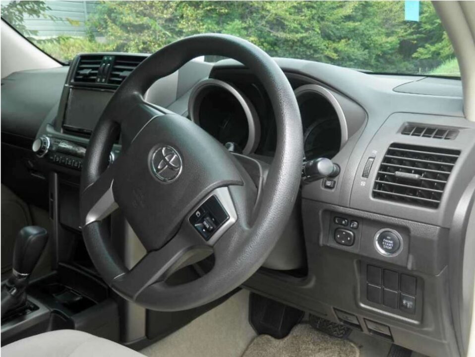 2010 Toyota Land Cruiser Prado TRJ150W TX - Image 5