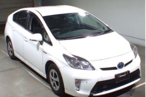 2013 Toyota Prius ZVW30 S
