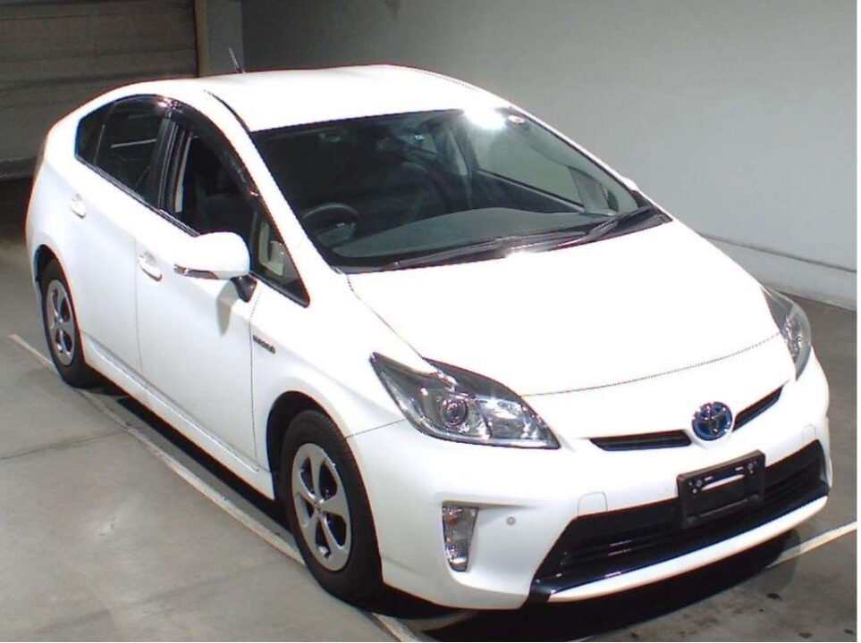 2013 Toyota Prius ZVW30 S