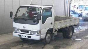 2004 Nissan ATLAS Flat Body Truck KR-AKS81EA 2 Ton