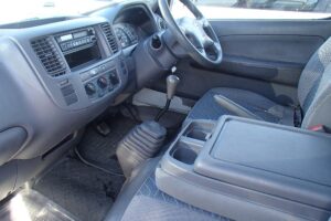 2005 Nissan Caravan Van KR-VWE25