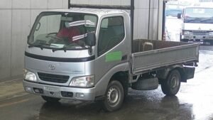 2003 Toyota DYNA Flat Body Truck TC-TRY230 1.5 Ton