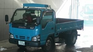 2005 Isuzu ELF Flat Body Truck PB-NKR81A 3 Ton