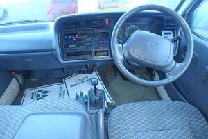 2003 Toyota HI-ACE COMMUTER Van GE-RZH124B