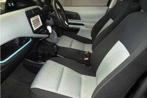 2013 TOYOTA AQUA NHP10 S