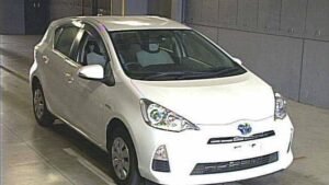 2014 TOYOTA AQUA NHP10 L