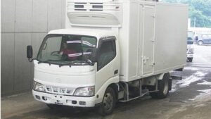 2006 Toyota Dyna Freezer Box Truck XZU388 2 Ton