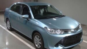 2015 Toyota Corolla Axio Hybrid NKE165 G