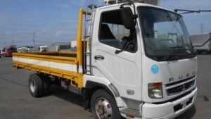 2005 MITSUBISHI Fuso Fighter Flat Body Truck FK71F 3550Kg