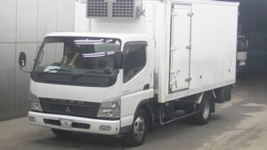 2008 MITSUBISHI Canter Freezer Box Truck FE84DV 6885kg