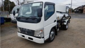 2007 MITSUBISHI Canter Tanker Truck PDG-FE73D 1800 KG
