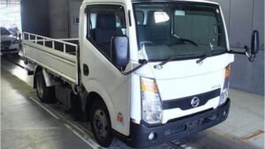 Flat Body Nissan Atlas 2013