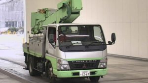 Aerial Platform Fuso Canter 2006