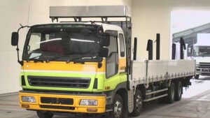 Flat Body Isuzu Giga 2003