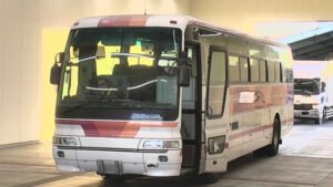 Bus Fuso Aero Midi 2004