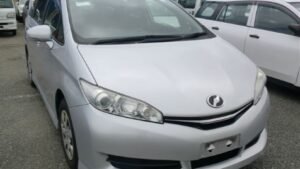 2013 TOYOTA WISH