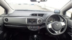 2013 TOYOTA VITZ  DBA-KSP130