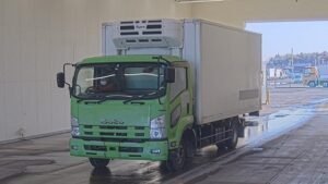 2009 Freezer Truck Isuzu Forward PKG-FRR90S1