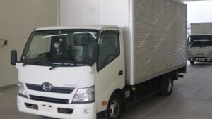 2017 Van Wing Hino Dutro TKG-XZU720M