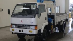 1990 Crane Truck Mitsubishi Fuso Canter U-FG337E