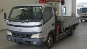 2002 Crane Truck Toyota Dyna KK-XZU411