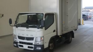 2016 Van Wing Mitsubishi Fuso Canter TKG-FBA20