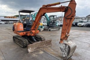 MINI EXCAVATOR EX30-2