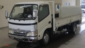 2004 Flat Body Hino Dutro PB-XZU341M