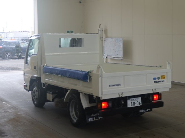 2011 Dump Tipper Truck Isuzu Elf SKG-NKR85AN - Image 3