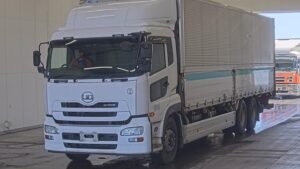 2010 Van Wing Nissan Quon LKG-CD5ZA