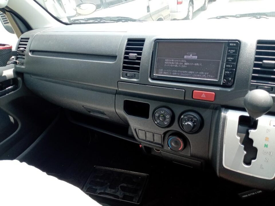 2016 TOYOTA REGIUS ACE VAN KDH201V - Image 8