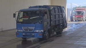 2003 Garbage Truck UD Nissan Condor KK-MK25A
