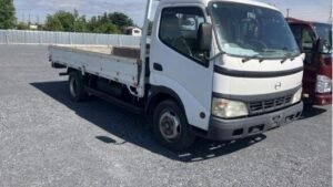 2003 Flat Body Hino Dutro KK-XZU412M