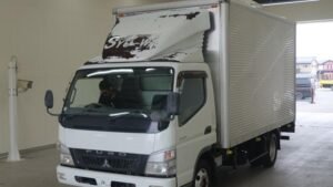 2010 Van Wing Mitsubishi Fuso Canter PDG-FE84DV