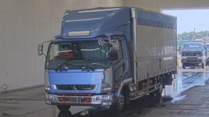 2017 Van Wing Mitsubishi Fuso Fighter TKG-FK64F