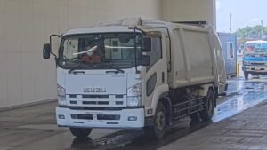 2012 Garbage Truck Isuzu Forward LKG-FTR90S2