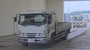 2015 Flat Body Isuzu Forward QPG-FTR34T2